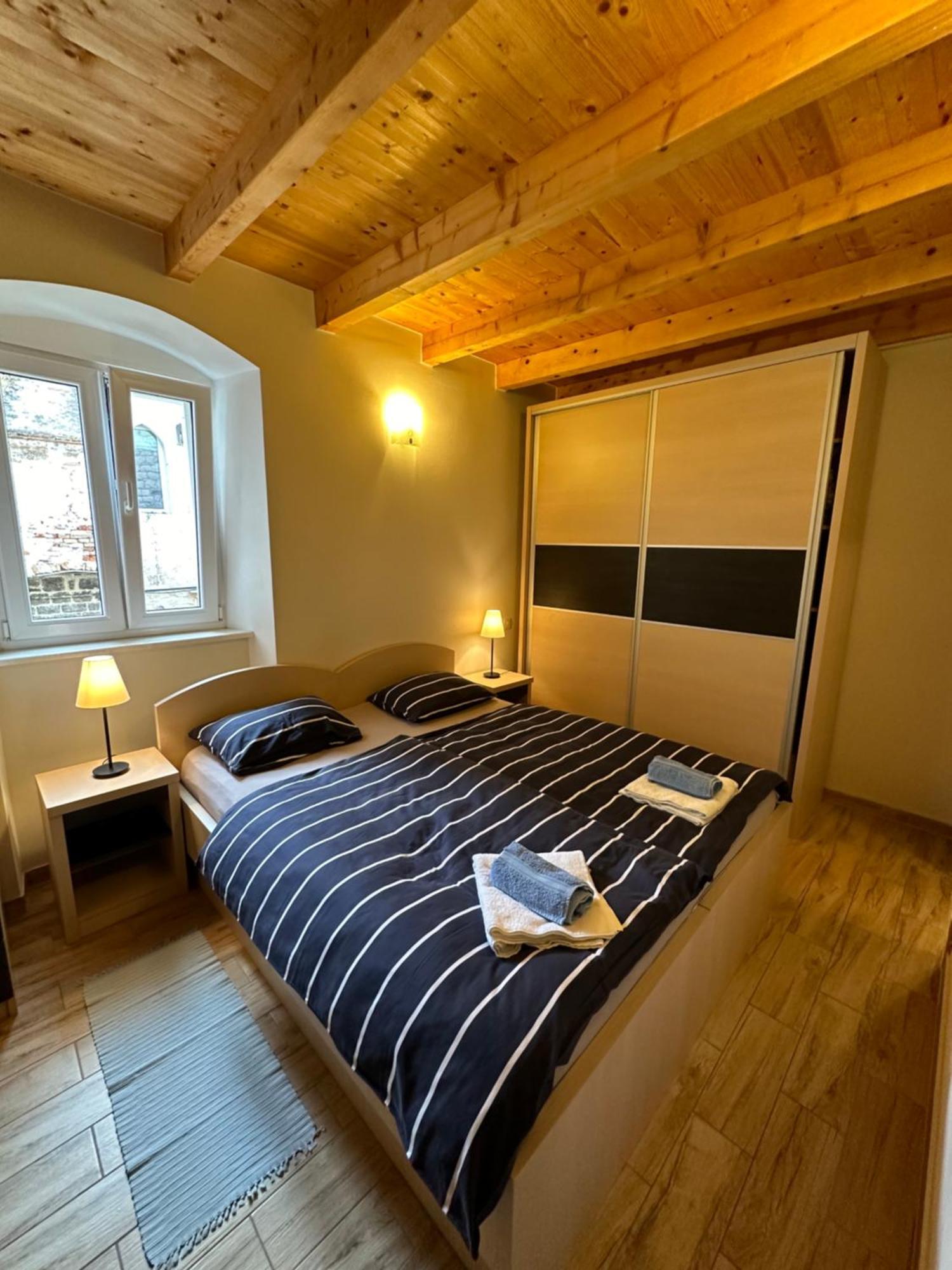 Old Town Apartments Trogir - Free Parking Exterior foto